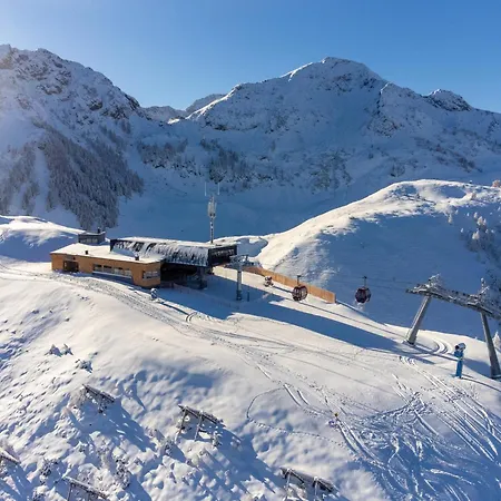 Appartementhaus Charisma Apartman *